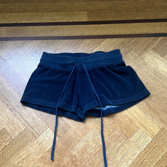 Hard Tail Pants - Hard Tail shorts in navy blue